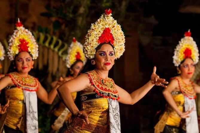 Saren Kauh Ubud Palaceॐ Dış mekan fotoğraf
